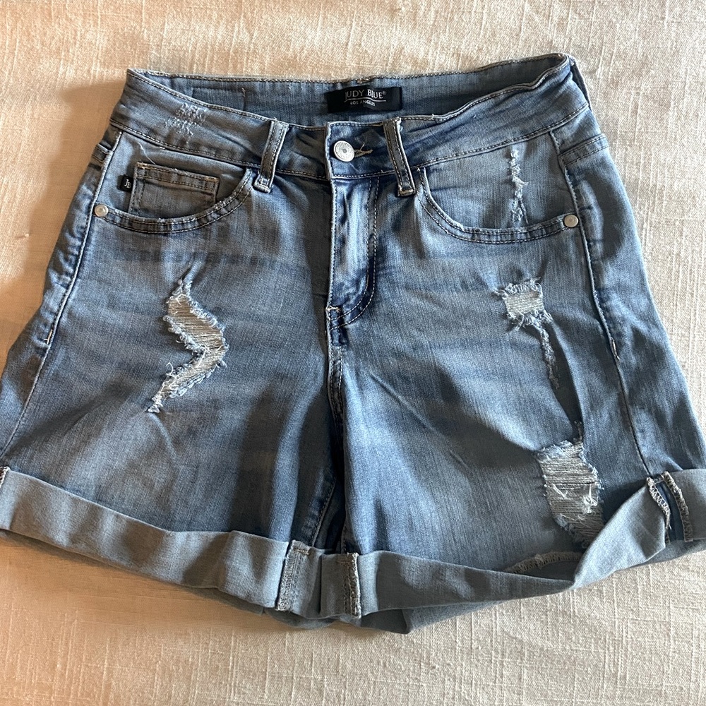 Judy Blue denim jean shorts